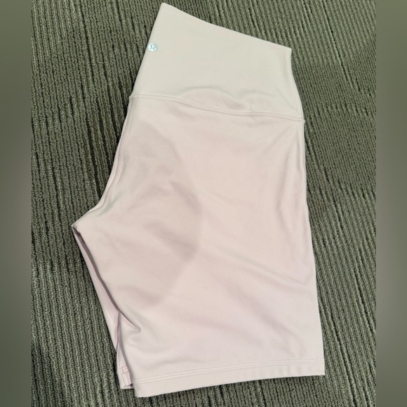 lululemon Align™ High-Rise Short 8" NWOT - Picture 2 of 4